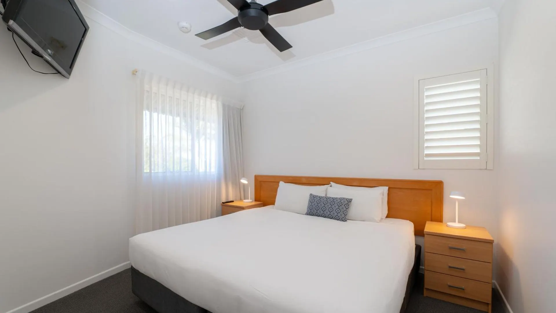 Twin Quays Noosa Aparthotel Noosaville 4*,